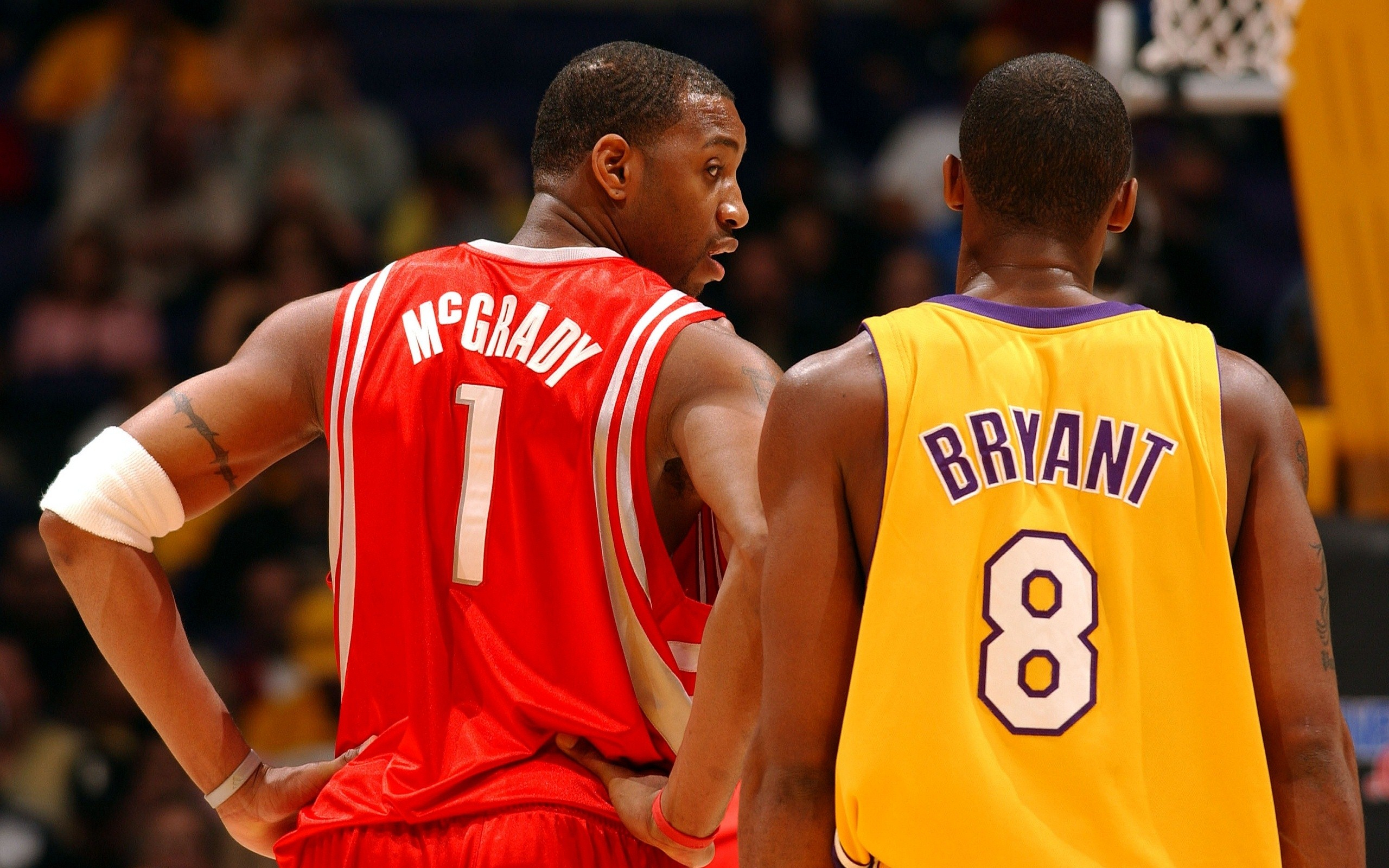 日本11月号码：藤田让瑠奇马7号、町野修斗9号、前田大然11号（日本队11月球衣号码：藤田让瑠奇马7号、町野修斗9号、前田大然11号）