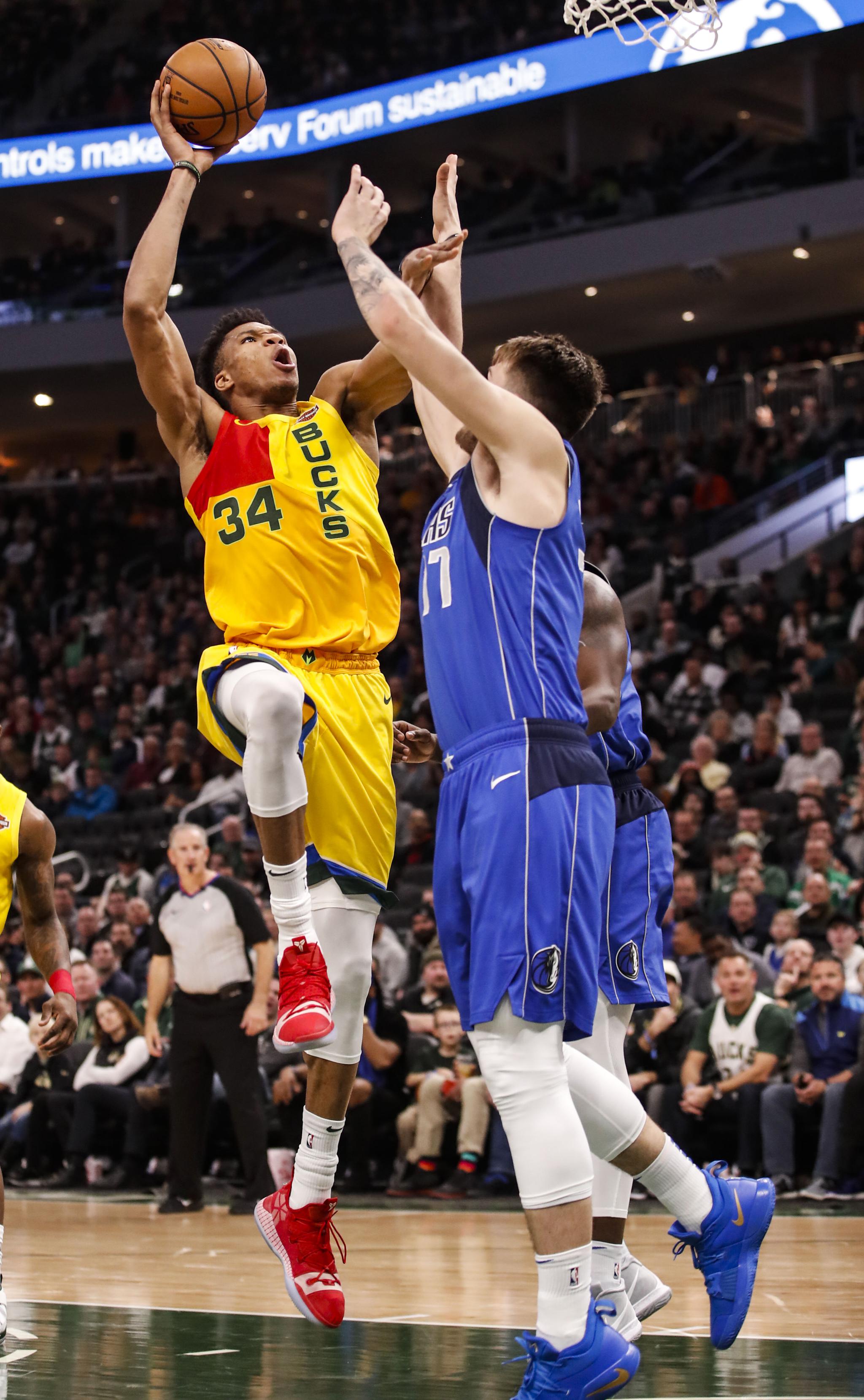 里程碑，萨比策完成多特生涯第100次出场（萨比策多特百场里程碑达成）